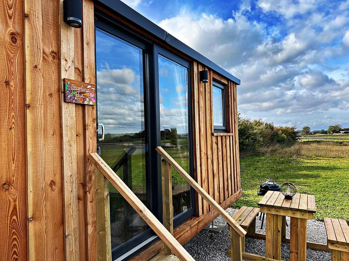 Luxury Shepherd Hut In The Peak District Bakewell Exterior photo